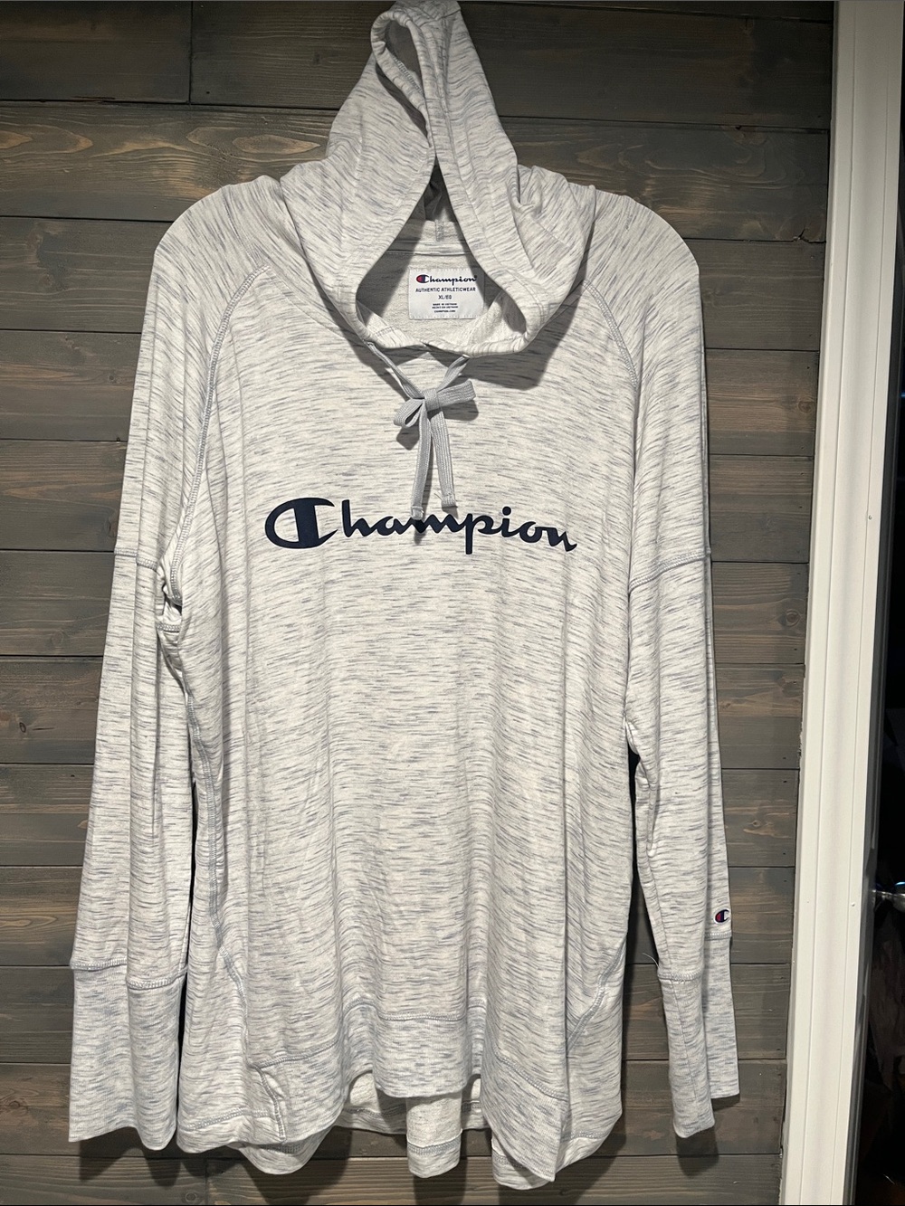 NWT Men’s Champion Heather Gray Pullover Hoodie with Navy Logo XL